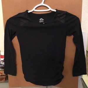 365 KiDS  From Garanimals size 6 long sleeve black shirt with glitter shoulders